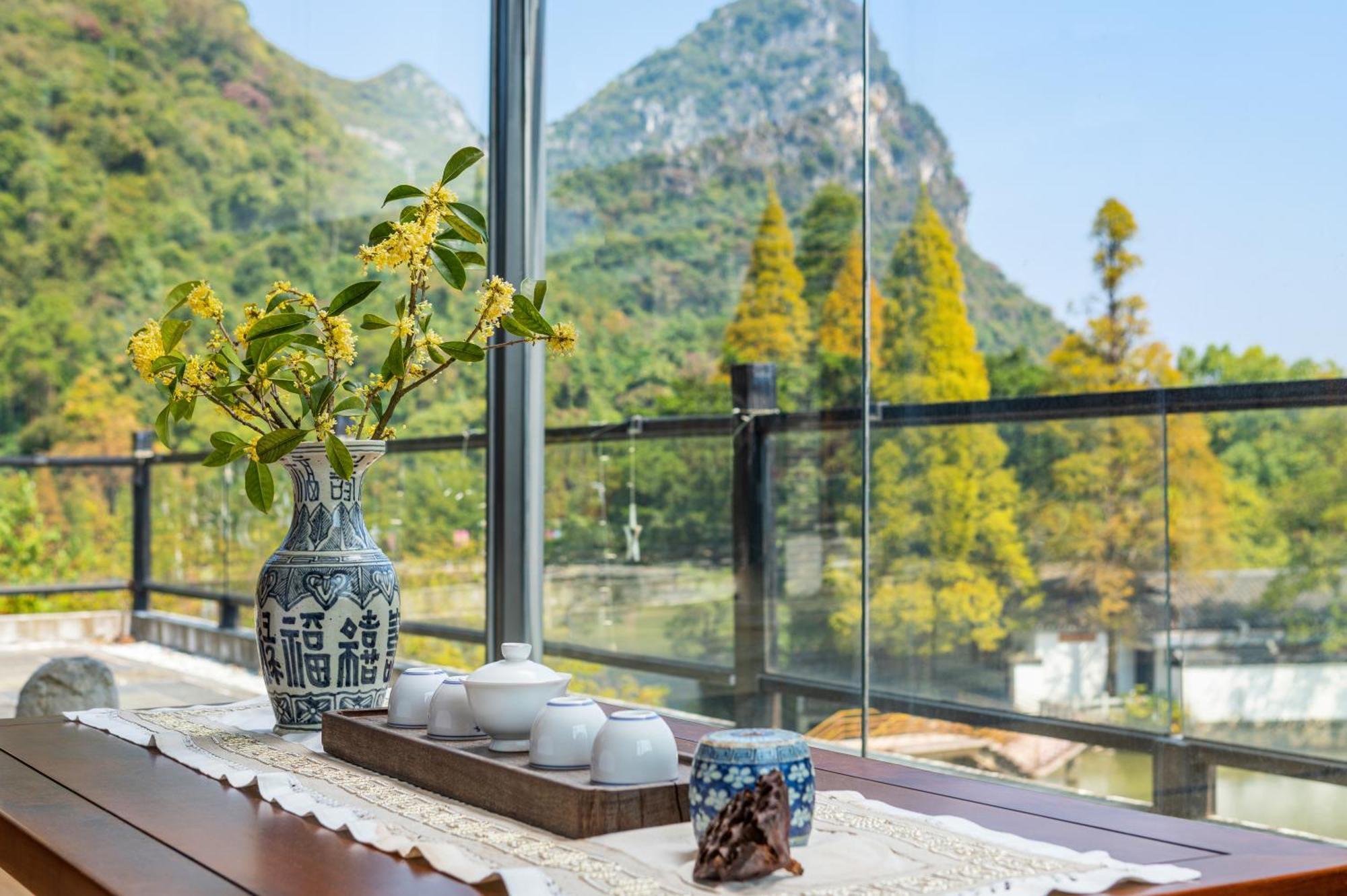 Guilin Heshe Lakeside Resort-Free Pick Up Service Stay Two Nights Exterior photo