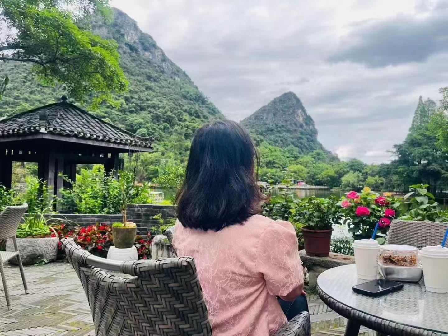 Guilin Heshe Lakeside Resort-Free Pick Up Service Stay Two Nights Exterior photo